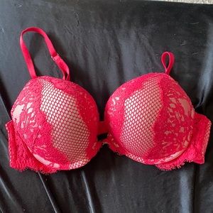 Red lace bra